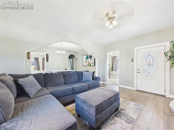 1012 E Abriendo AVE, Pueblo, CO 81004