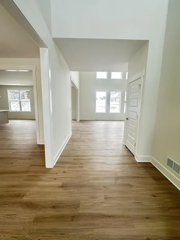 1710 Round Barn DR, Jamestown Twp, MI 49426