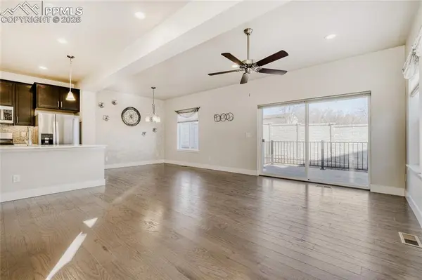 5317 Sky Top LN, Colorado Springs, CO 80918