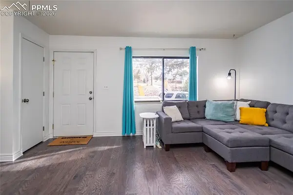 3808 Oro Blanco DR, Colorado Springs, CO 80917