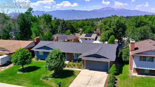 2210 Greenwich CIR, Colorado Springs, CO 80909
