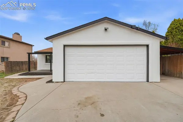 4430 Berryknoll DR, Colorado Springs, CO 80916