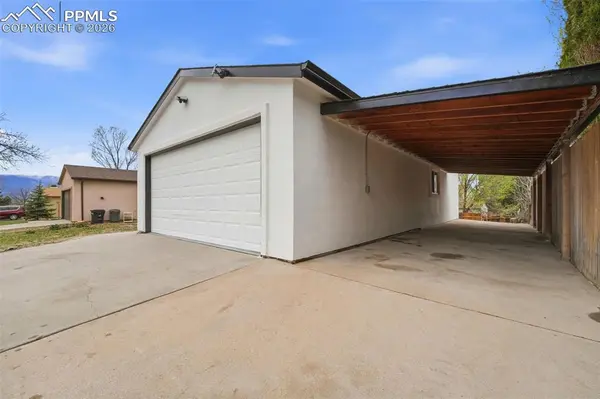 4430 Berryknoll DR, Colorado Springs, CO 80916