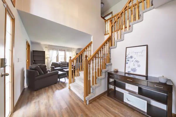 48135 Covington CT, Canton Twp, MI 48187