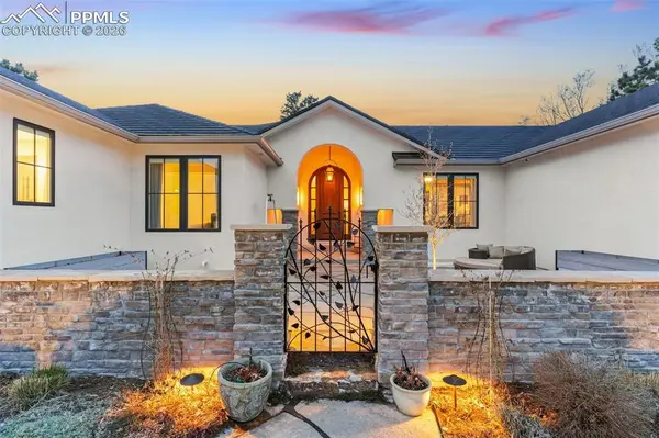 250 Mayfield LN, Colorado Springs, CO 80906