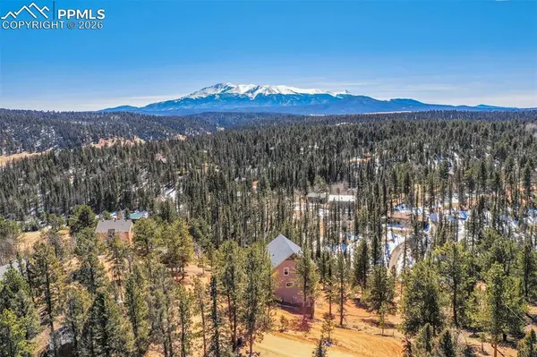 216 Ridge RD, Divide, CO 80814