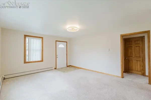 2219 Hagerman ST, Colorado Springs, CO 80904