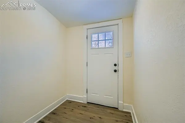 2423 W St Vrain ST, Colorado Springs, CO 80904