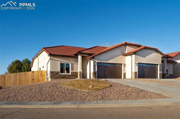 1316 Tierra Berienda, Pueblo, CO 81008