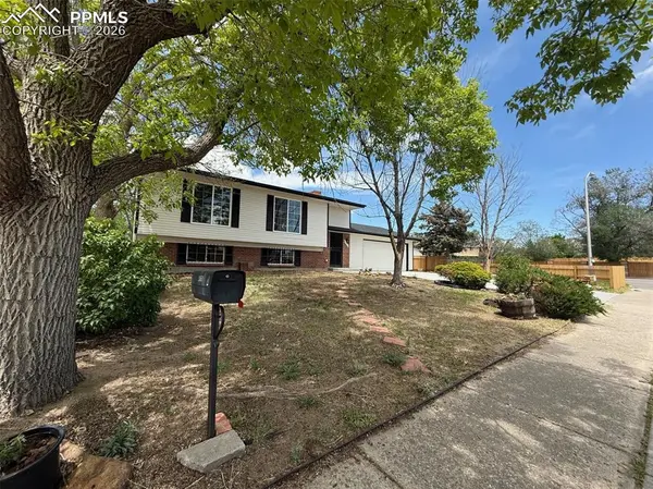 4770 Newton DR, Colorado Springs, CO 80916