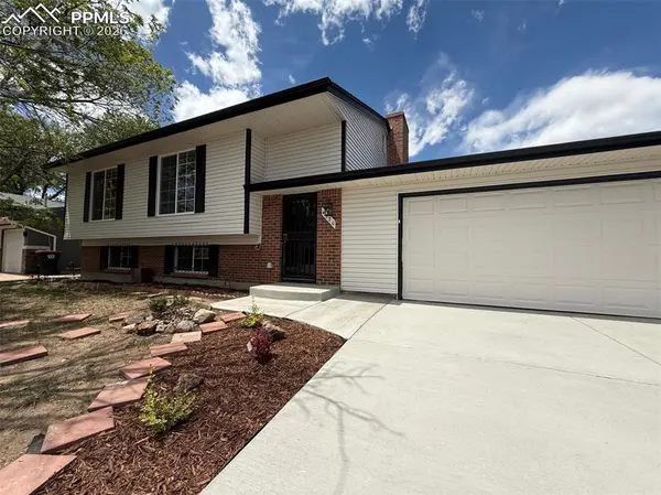 4770 Newton DR, Colorado Springs, CO 80916