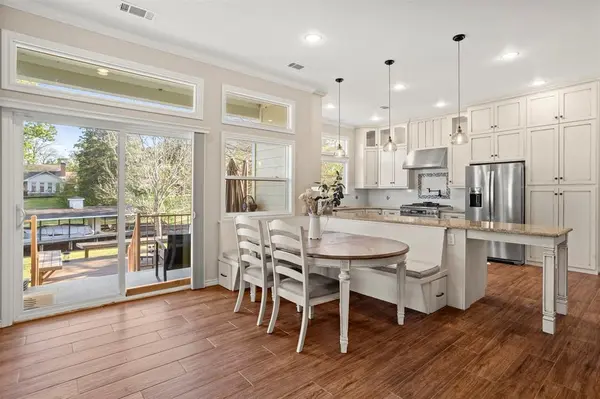 116 1st Oak Drive, Enchanted Oaks, TX 75156