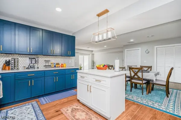 134 Union St, Carteret Boro, NJ 07008