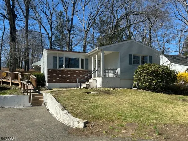 22 Homestead Rd, Jefferson Twp., NJ 07849