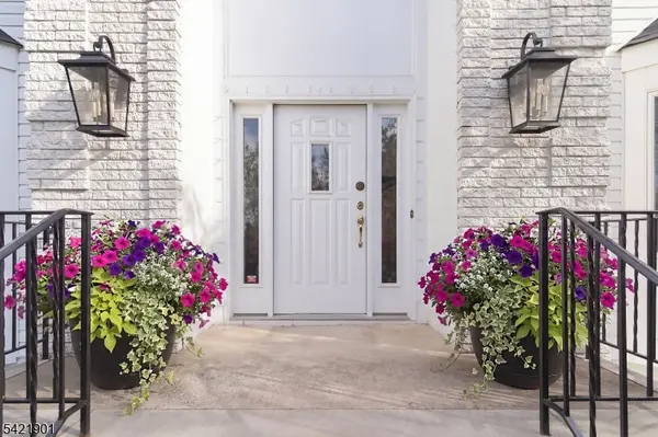 8 Clearview Rd, Springfield Twp., NJ 07081