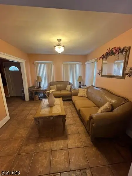 245 William St, Rahway City, NJ 07065