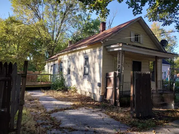 1810 Carroll ST, Buena Vista Twp, MI 48601