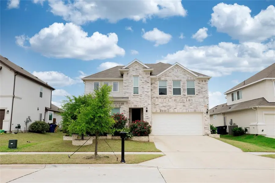 9329 Middle Ground Place, Frisco, TX 75035