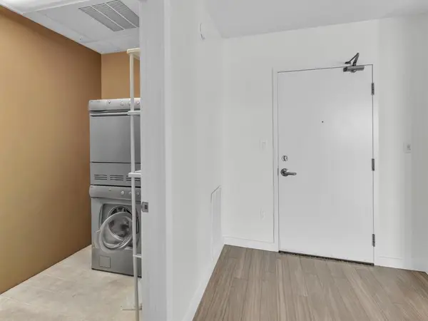 374 River AVE, Winnipeg, MB R3L 0C5