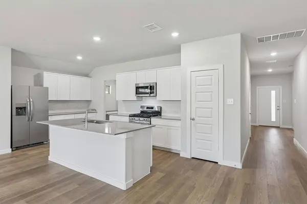 3909 Falcon Drive, Farmersville, TX 75442