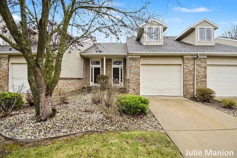 7499 Navajo Valley DR SW, Byron Twp, MI 49315