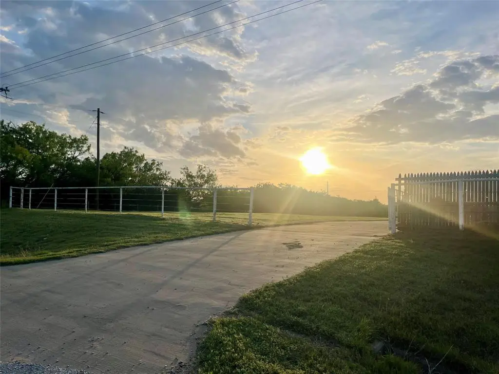 17849 N State Highway 16, Possum Kingdom Lake, TX 76449