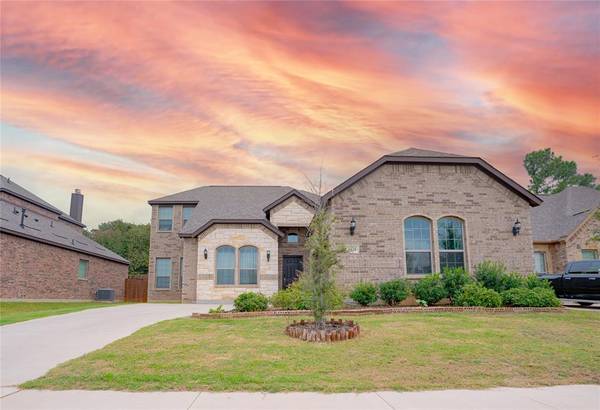 4424 Terraview Drive, Arlington, TX 76001