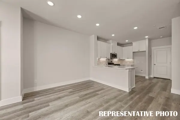 1805 Summer Aura, Mesquite, TX 75181