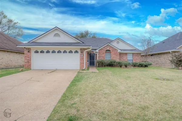 5800 Pampus Lane, Bossier City, LA 71112