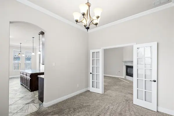 114 Thoroughbred Street, Waxahachie, TX 75165