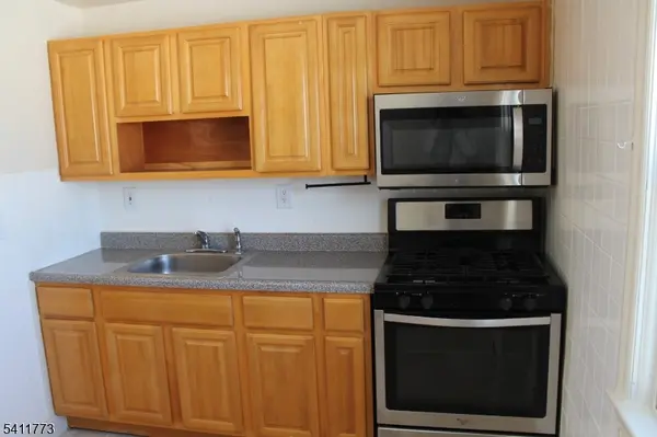 364 Orange Rd #B18, Montclair Twp., NJ 07042