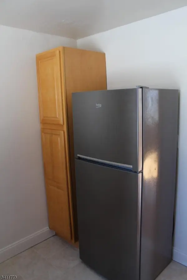 364 Orange Rd #B18, Montclair Twp., NJ 07042