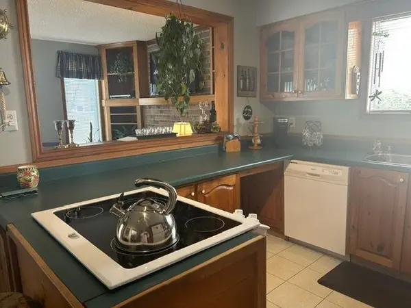 29 Morning Glory CRES, Whitby, ON L1R 1N3