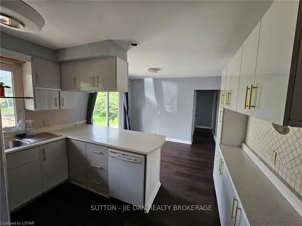 385 Beachwood AVE, London South, ON N6J 3J9