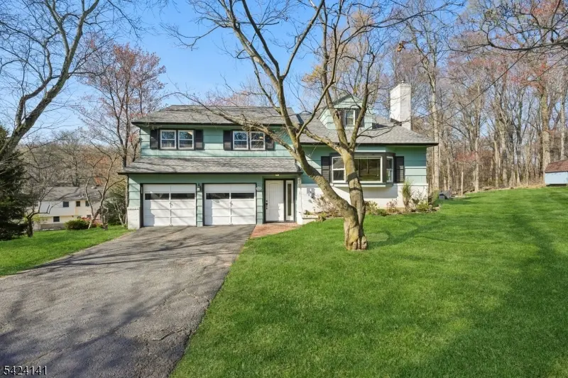 7 Archer Ln, Scotch Plains Twp., NJ 07076