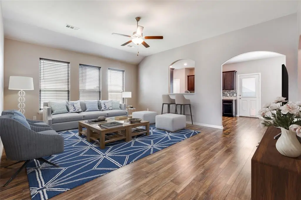 3015 Watercrest Drive, Sanger, TX 76266