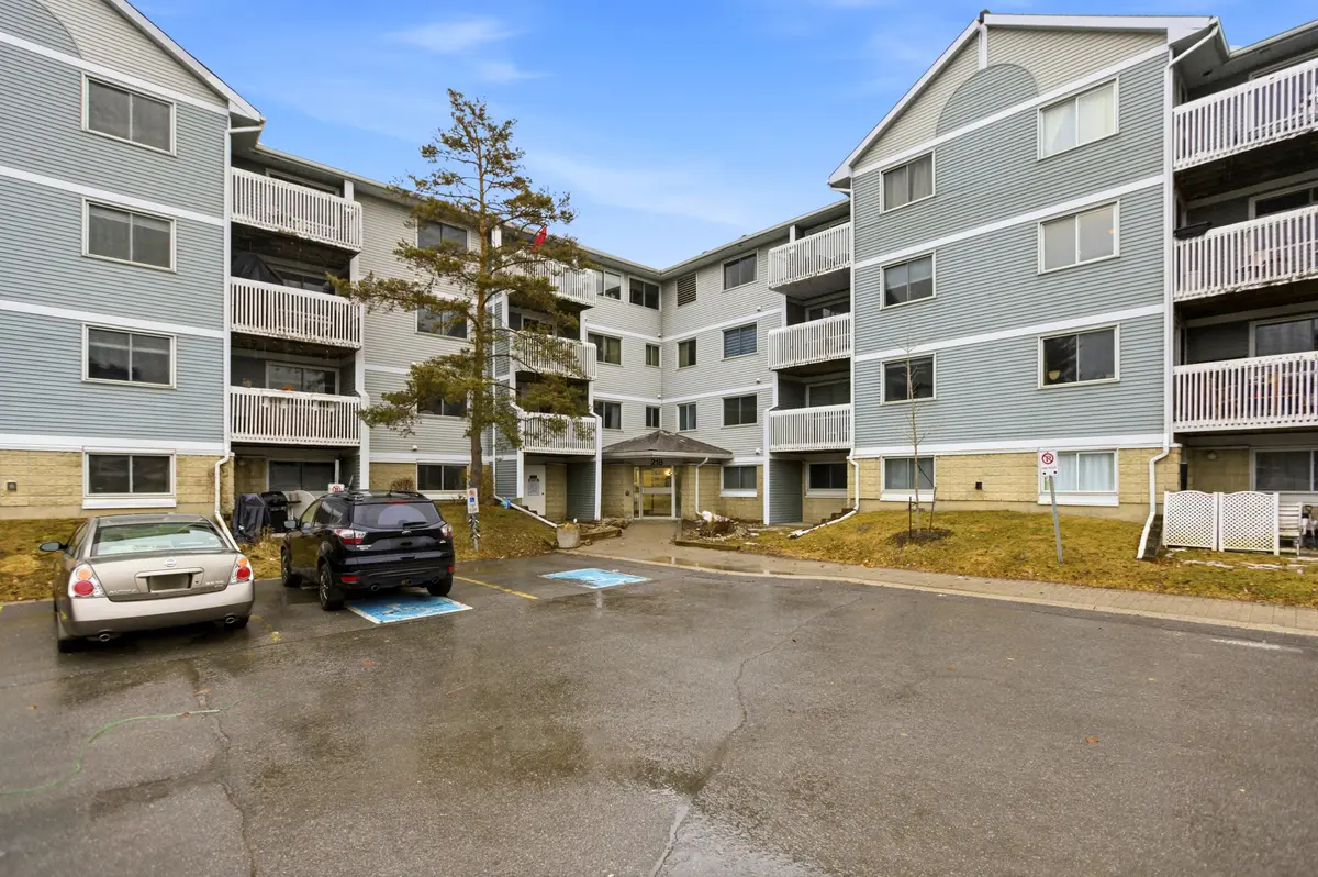 218 Viewmount DR #216, Cityview - Parkwoods Hills - Rideau Shore, ON K2E 7X5