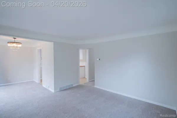 15644 Carlisle ST, Detroit, MI 48205