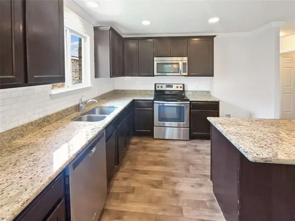 1409 Rivers Creek Lane, Little Elm, TX 75068