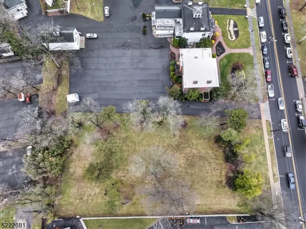 30 W End Ave, Somerville Boro, NJ 08876