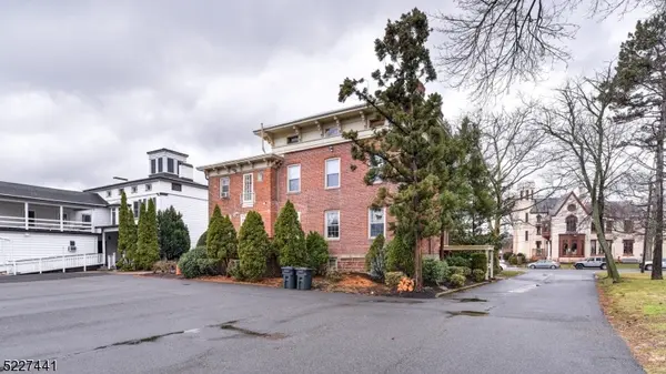 20 W End Ave, Somerville Boro, NJ 08876