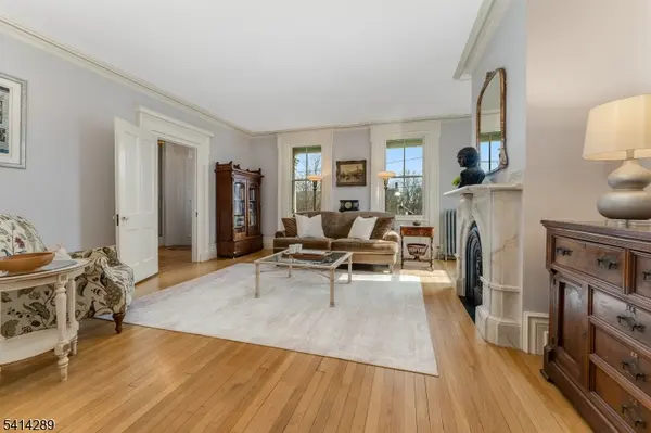 68 W Main St, Clinton Town, NJ 08809