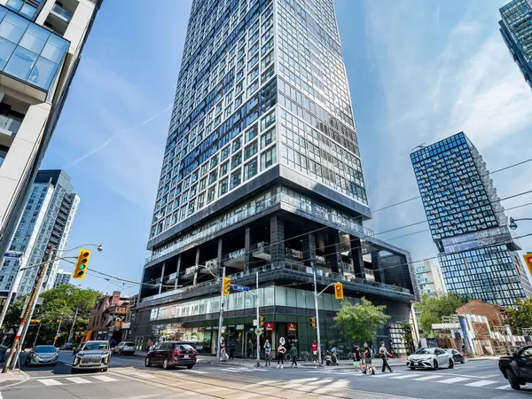 181 Dundas ST E #3708, Toronto C08, ON M5A 0N5