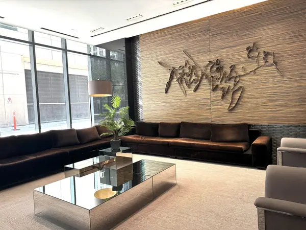 770 Bay ST #Ph206, Toronto C08, ON M5G 1N6