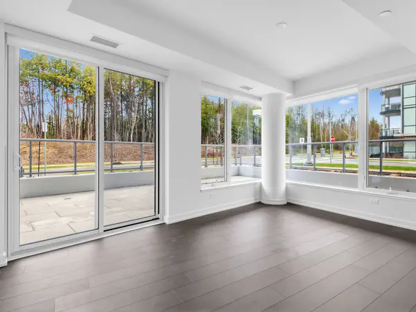 333 Sunseeker AVE #101, Innisfil, ON L9S 0R6