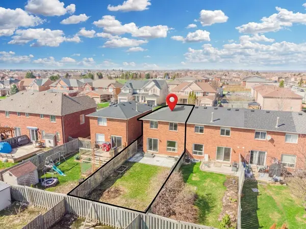 70 Weymouth RD, Barrie, ON L4M 6R7