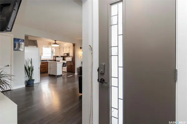 912 P AVENUE N, Saskatoon, SK S7L 2W6