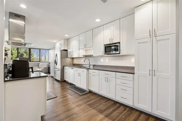 820 Clubhouse Rd #3F, North Liberty, IA 52317