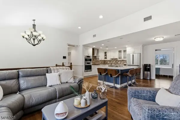 14 Cindy Ln, Jefferson Twp., NJ 07438