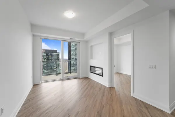 634 Church ST #3808, Toronto C08, ON M4Y 2G3